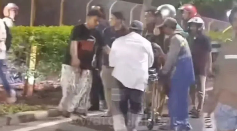 Mabuk, Mobil Tabrak 4 Motor di Kembangan