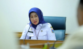 Pendamping Dinas PPAPP Kesulitan Berkomunikasi dengan Bocah yang Dibuang Orang Tua di Pasar Kebayoran Lama