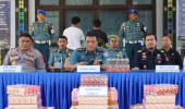 TNI AL Gagalkan Penyelundupan 80 Ribu Batang Rokok Ilegal di Labuan Bajo